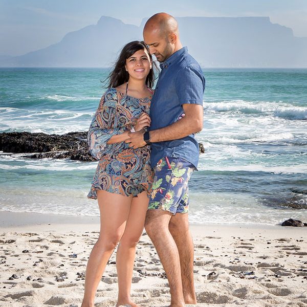 Couple photo shoot on Blouberg Beach in Cape Town